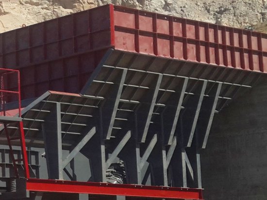 SATILIK TİTREŞİMLİ BESLEYİCİ BUNKER TBX-110 + (90) 532 565 49 75