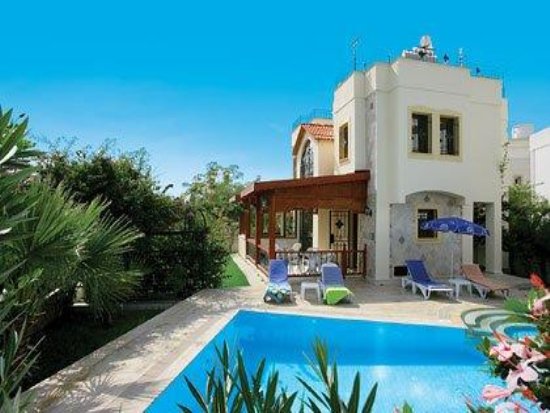 Mugla bodrum turgutreiste ozel havuzlu kiralik lüks villa