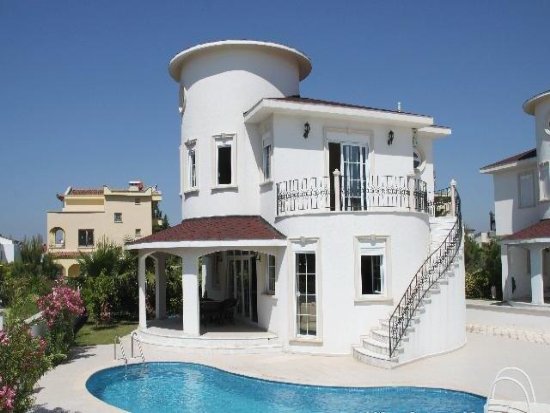 Antalya belek te kiralık özel havuzlu lüks villa
